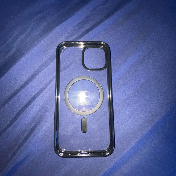 Iphone 12/12PRO Case - Picture 3 of 7